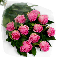 Exquisite Dreamland Carnation Pink Roses Arrangement