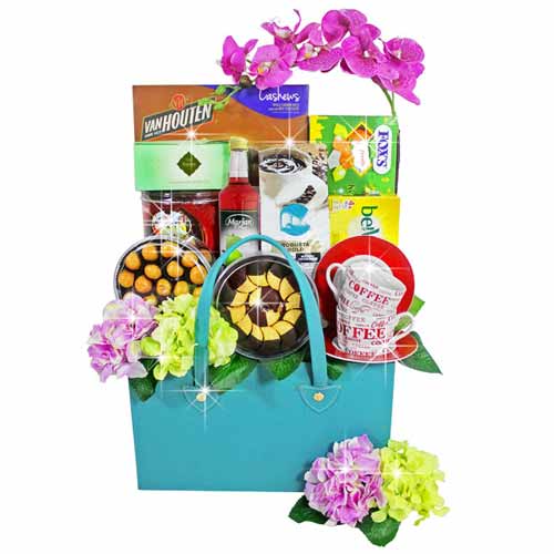 Classy Pursuit Of Happiness Food Gift Hamper