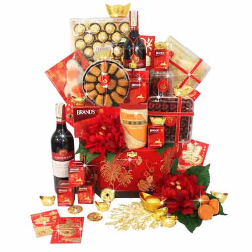 Royal Fortunes Gourmet Hamper with Wine