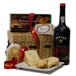 Offley Ruby Port<br/> Carrigaline Farmhouse Cheese...