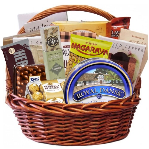 Remarkable Gift Hamper Filled with Happiness