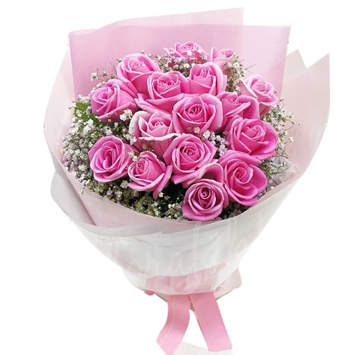 Captivating True Modesty 18 Pink Roses Arrangement