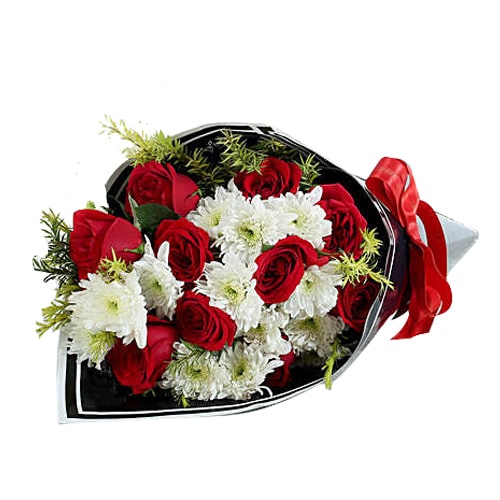 Artistic 6 Red Roses with White Daisies