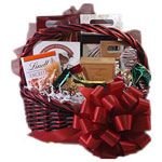 Delight your loved one with the Chocolate basket f...