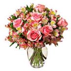 Round bouquet in pink colours 
