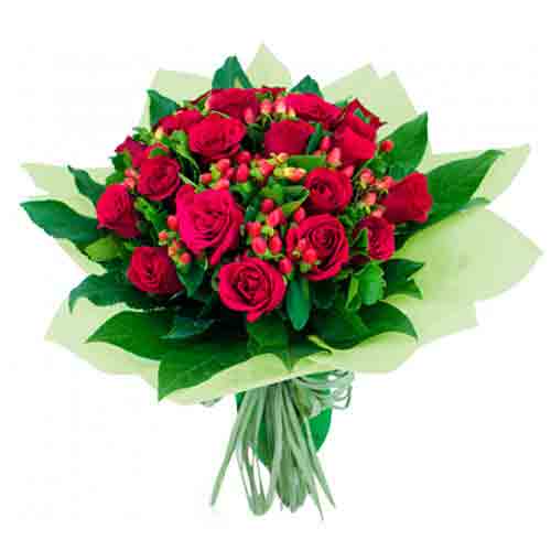 Pamper your loved ones by sending them this Specia...