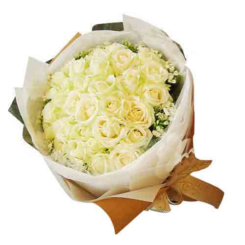 Charming Arrangement of White Roses<br/>