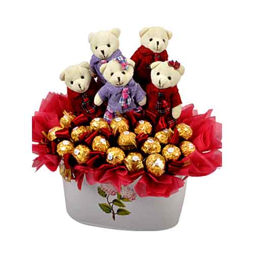 Be happy by sending this Gratifying Tasteful Wonders Ferraro Rocher Pot to your ...