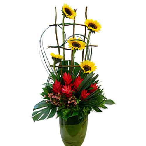 Eye-Catching Mix Selection of Sunflower N Ginger Flowers