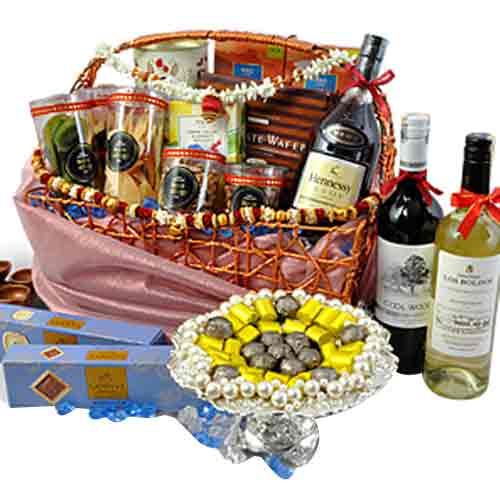 Heavenly Full Enjoyment Deepawali Gift Hamper