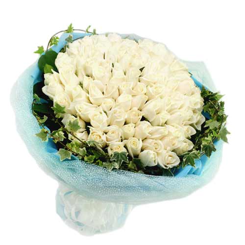 Stunning White Color Fifty Roses Bunch
