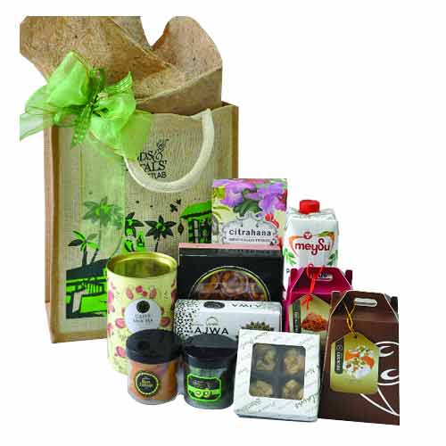 Exquisite Gourmet Delight Gift Hamper