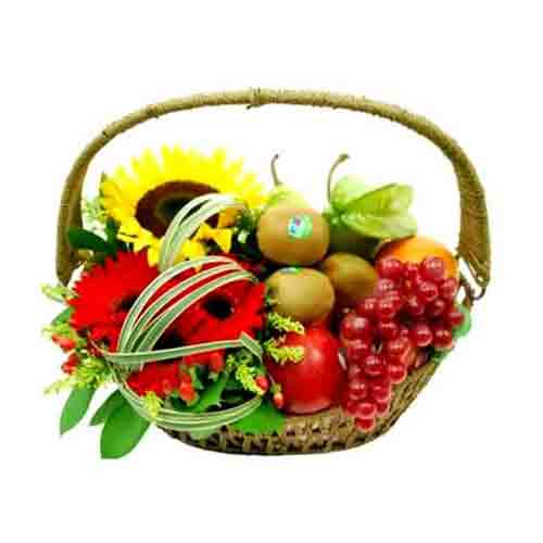 This gift of Top-Quality New Essential Fruit Baske......  to Pudu