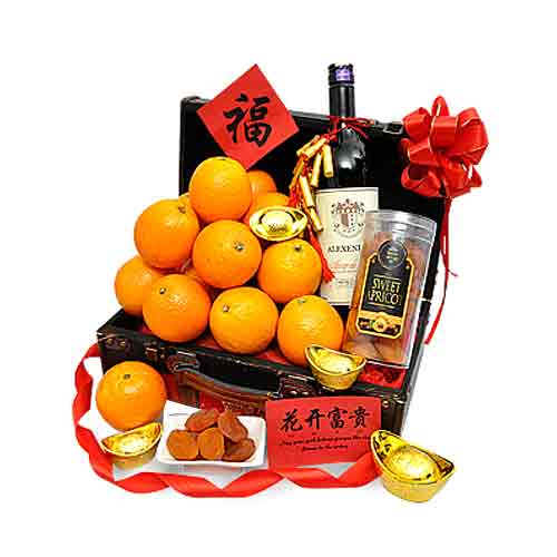 Ravishing Turn Their Head Gift Hamper