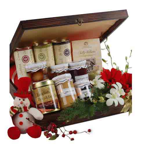 Only the best for Mom. Classically showcased in a ......  to Pulau Pinang City