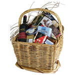 Dynamic New Year Special Gift Basket