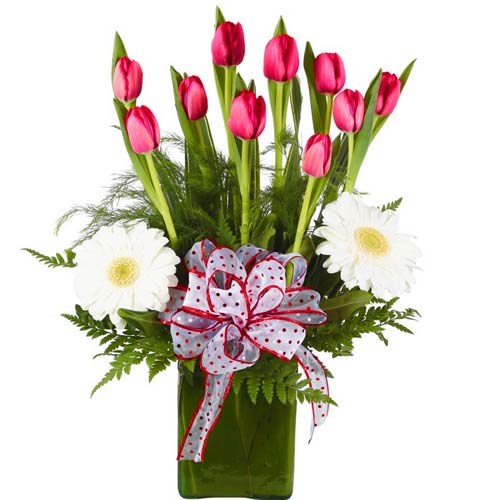 Festive Everlasting Flower Bouquet of Gerbera N Tulips