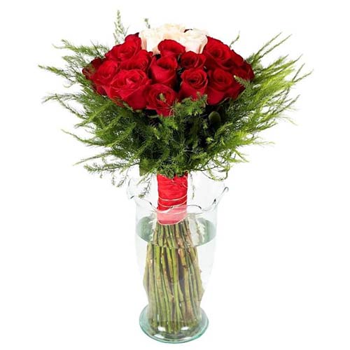 Classis Bouquet of Red N White Roses for Valentines Day