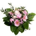 An elegant bouquet of roses, charming flowers and ...