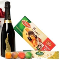 Magical Winter Bliss Gourmet Gift Hamper