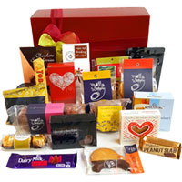 Vibrant Festive Entertainers Gift Hamper