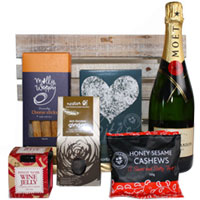 Extraordinary Toast of Elegance Gift Hamper with Wine