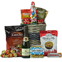 Charming The Good Time Gift Hamper with Wine