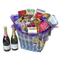 Graceful Gourmet Mixed Gift Basket