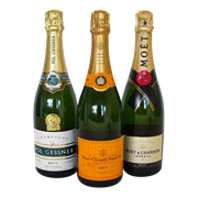 Generous Deluxe Gift Hamper of 3 Bottles of Wine