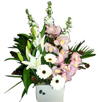 Luxurious Arrangement of Mixed Flowers