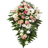 White n Pink Wreath