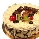 Appetizing Treat Delight Cream Cake