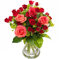 Luxurious Composition of Mixed Roses<br>