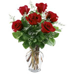 Beautiful red roses arranged expresses your love.

...