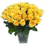 Cheerful Arrangement of Yellow Roses