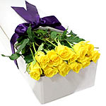 Attractive 12 Yellow Roses in Box