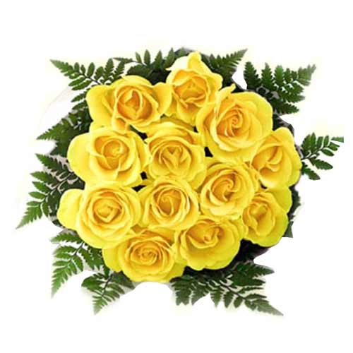 One dozen yellow roses in a bouquet