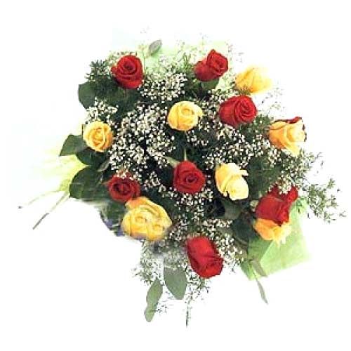 1 dozen red n yellow mix roses in a bouquet