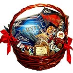 Christmas Basket 28