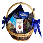 .Feast your eyes on this gift box filled with deli...