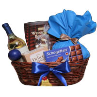 Energetic Cellar Choice Gift Hamper with Wine