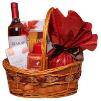 Enigmatic Harmony Wine N Goodies Gift Hamper