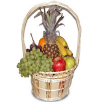 Fruit Basket of the most ripe and delicious apples......  to Uva