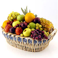 <p>4 Kg Fresh Fruit Basket with Premier Fresh Fruit Collection   </p>
<p>This b...