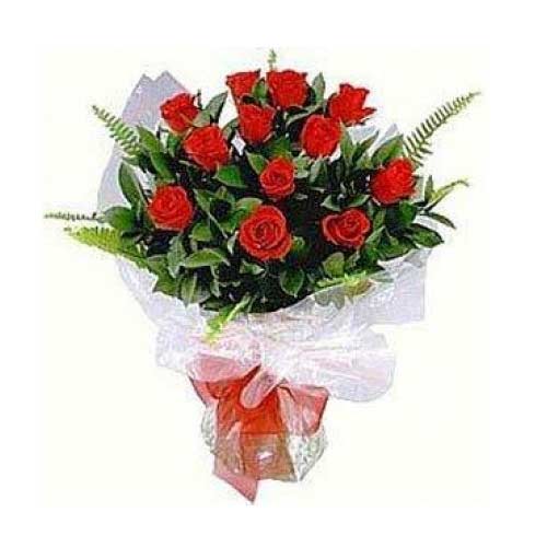 Romantic Bouquet of 12 Red Roses on Valentines Day