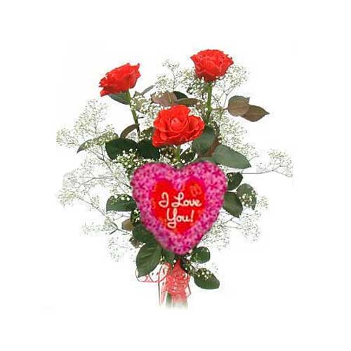 Aromatic Valentines Day Bunch of 3 Roses with Balloon