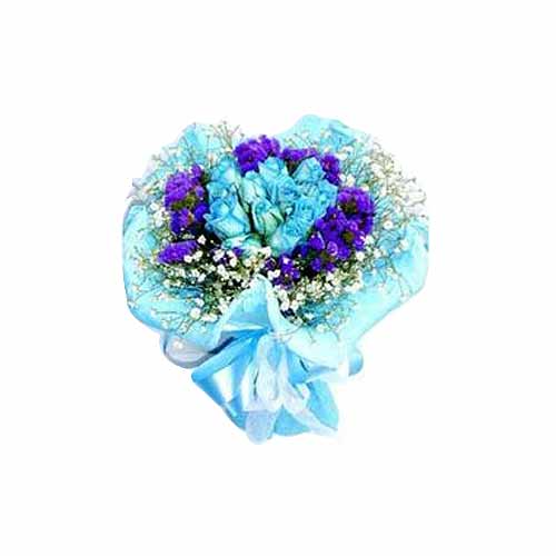 Exotic Hand Bouquet of 12 Stalks of Blue Roses