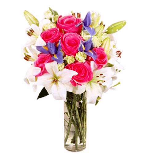 Magical Bouquet of Lilies and 6 Pink Roses on Valentines Day