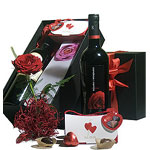 A beautiful gift box, the receiver will discover a bottle of delicious Lenoble C...