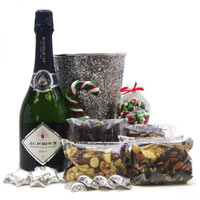 Adorable Favorite Treat Hamper for Celebration<br>